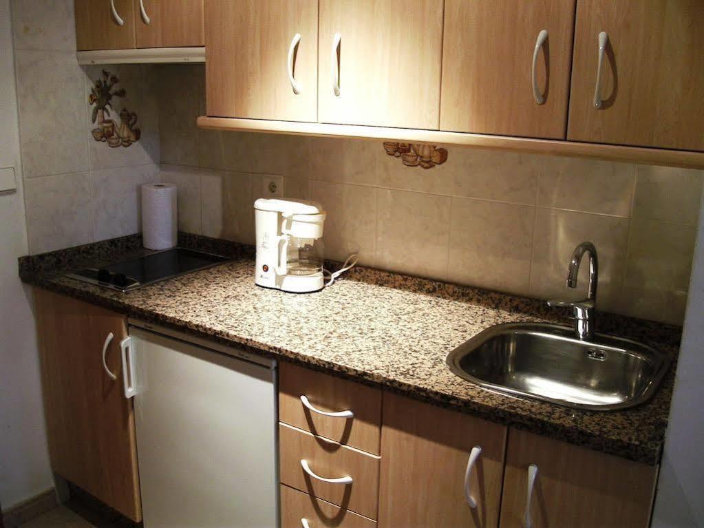 Vicenta Apartaments 토레몰리노스 외부 사진